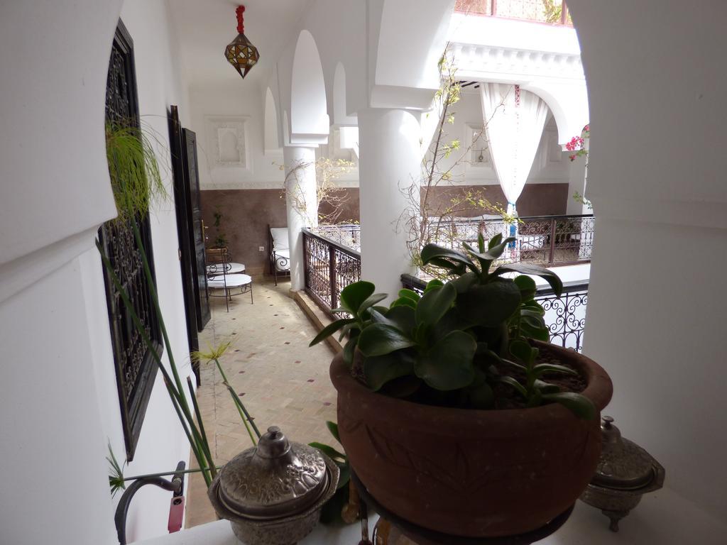 Riad Ailen Marrakesh Bagian luar foto
