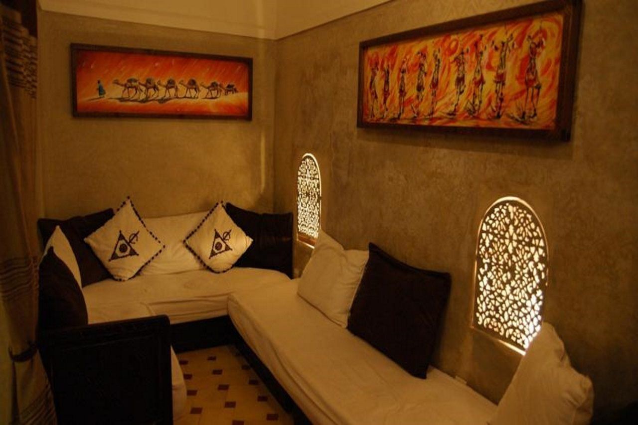 Riad Ailen Marrakesh Bagian luar foto